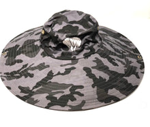 Load image into Gallery viewer, Camo sun hat